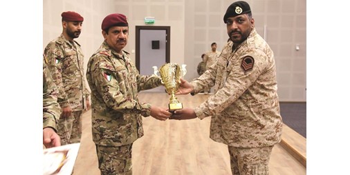 مدرسة تدريب الحرس الأميري احتفت بتخريج عدة دورات للضباط وضباط الصف والأفراد