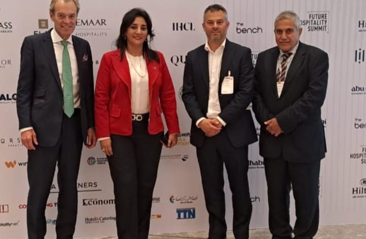 نائب وزير السياحة تعقد لقاءات مهنية على هامش فعاليات قمة مستقبل الضيافة بأبو ظبي