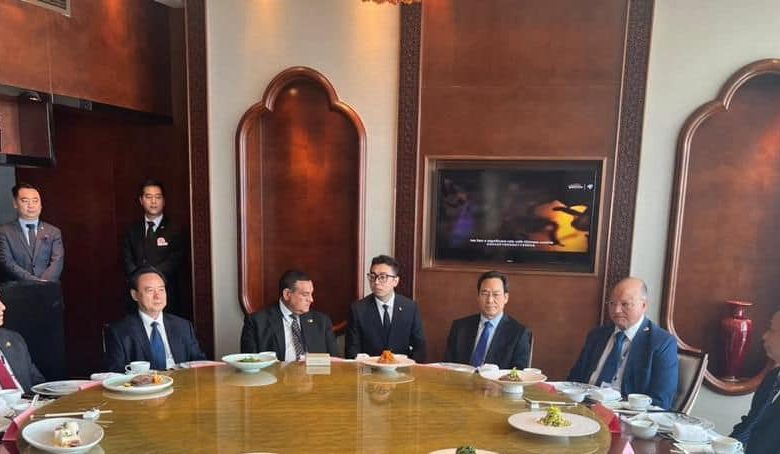 وزير التنمية المحلية يدعو الشركات والمستثمرين الصينيين للاستفادة من الفرص الاستثمارية بالسوق المصرى