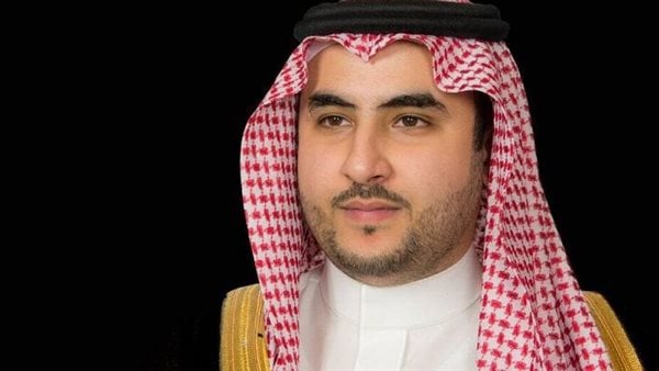 وزير الدفاع السعودي يبحث مع نظيره الغيني مجالات التعاون العسكري