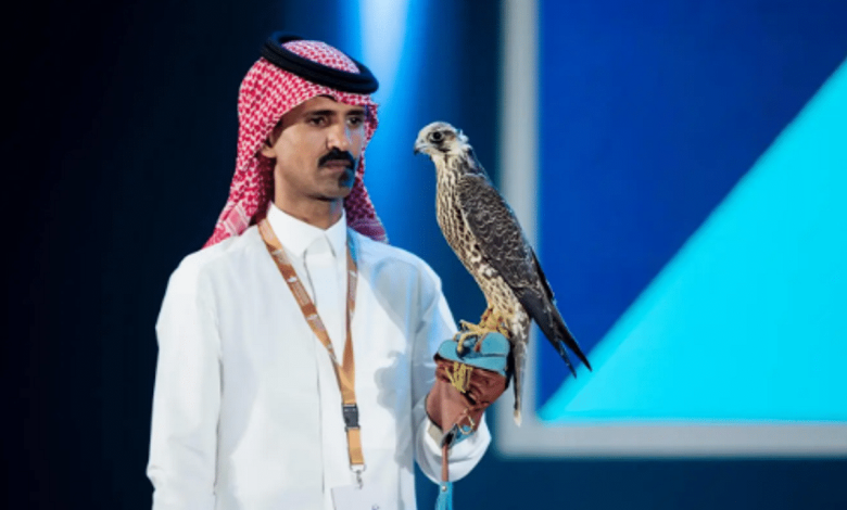 321 ألف ريال قيمة مبيعات الليلة الثامنة لمزاد نادي الصقور السعودي