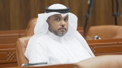الرفاعي يؤكد أهمية تعظيم وتعزيز حقوق المعلمين البحرينيين