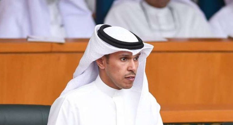 العليان يقدم تعديلات على مشروع قانون الإعلام: زاد من سلطات الوزارة بصورة تؤدي إلى التضييق على حرية الصحافة