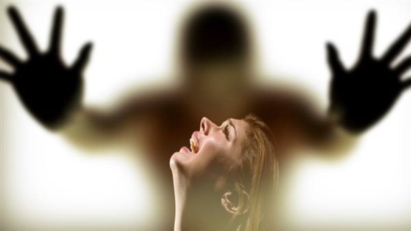 حسناء الشرقية تروي تفاصيل مأساتها مع زوجها بعد إجهاضها