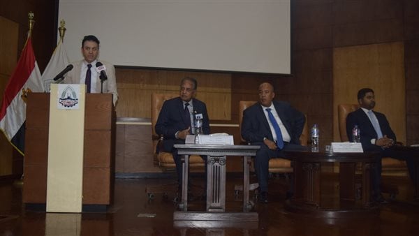 غرفة القاهرة تنظم منتدى الأعمال المصري - الهندي لبحث زيادة التبادل الاستثماري والتجاري