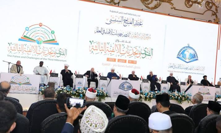 كبير مستشاري الاتحاد البرلماني الدولي: تحدى الذكاء الاصطناعى أخطر ما يواجهه المفتون في هذا العصر