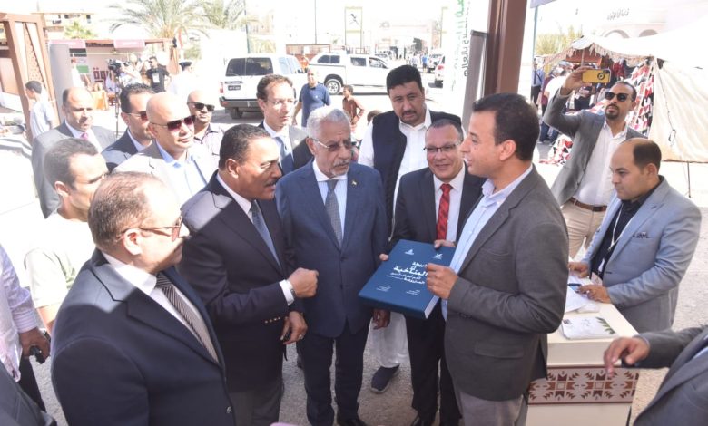 محافظ مطروح يفتتح فرع الشركة المصرية للتنمية الزراعية