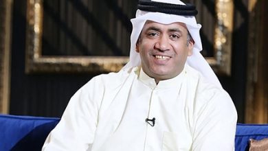 منح الفنان أحمد العونان الجنسية الإماراتية