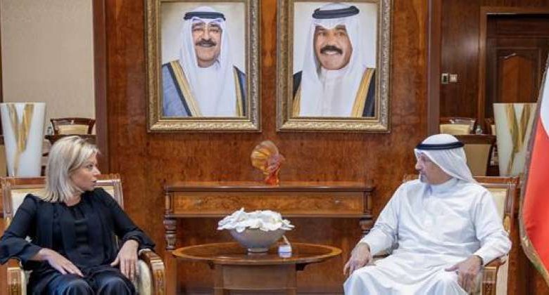 وزير الخارجية بحث وممثلة أمين عام الأمم المتحدة في العراق تطورات البحث عن رفاة الأسرى والمفقودين الكويتيين
