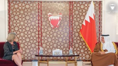 ولي العهد رئيس مجلس الوزراء يلتقي السيناتور جوني إرنست عضو مجلس الشيوخ ووفداً من أعضاء الكونغرس الأمريكي