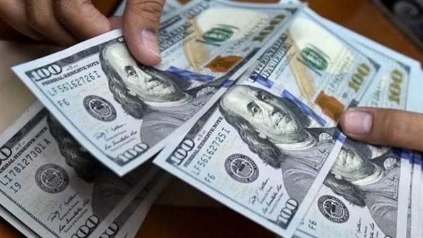 مفاجأة غير سعيدة لتجار الدولار