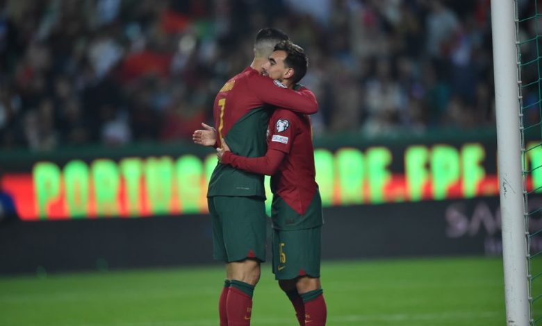 البرتغال تهزم أيسلندا بثنائية في تصفيات اليورو