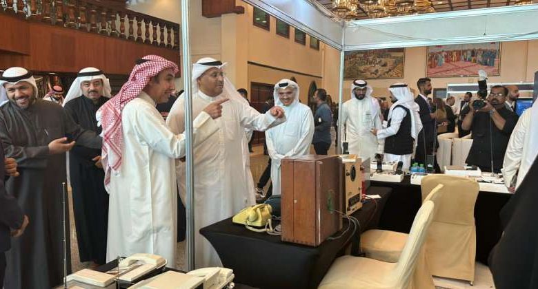 «المواصلات» تعرض الأجهزة القديمة في معرض مؤتمر الخليج لتكنولوجيا المعلومات