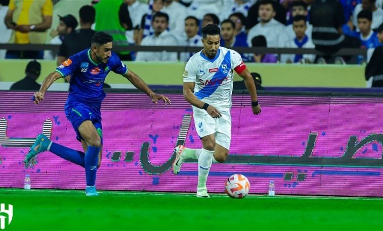 الهلال يفوز على الفتح ويعزز صدارته
