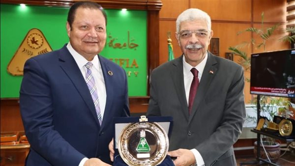 رئيس جامعة المنوفية يستقبل رئيس هيئة الإعتماد والرقابة الصحية