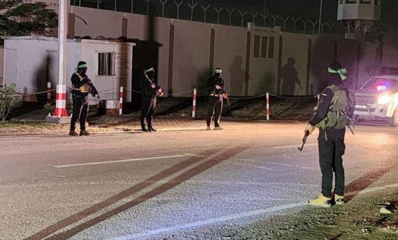 فيديو| القسام يفرج عن 11 محتجزًا إسرائيليًا في إطار صفقة التبادل