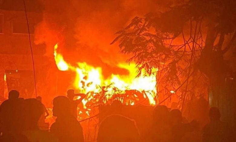 "لم يهدأ القصف بل انقطع الاتصال": شهداء في مجازر من شمال القطاع إلى جنوبه