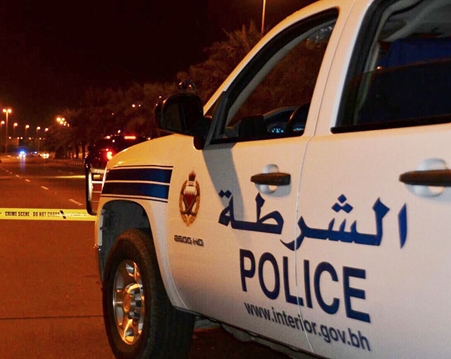 وفاة آسيوي إثر اصطدام سيارة به على شارع الشيخ عيسى بن سلمان بالقرب من منطقة بوقوة