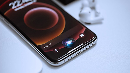 عهد جديد للمساعد الصوتي Siri بقدرات الذكاء الاصطناعي التوليدي