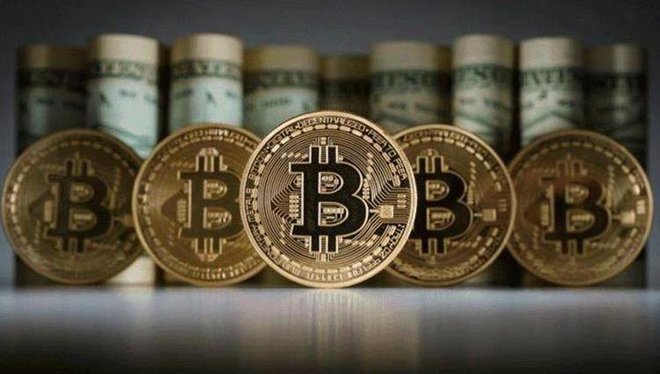 استقرار البتكوين بالقرب من 42 ألف دولار للوحدة