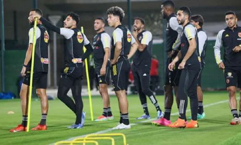 الأهلي يُفاجئ اللاعبين بقرار سري قبل مواجهة اتحاد جدة في كأس العالم للأندية