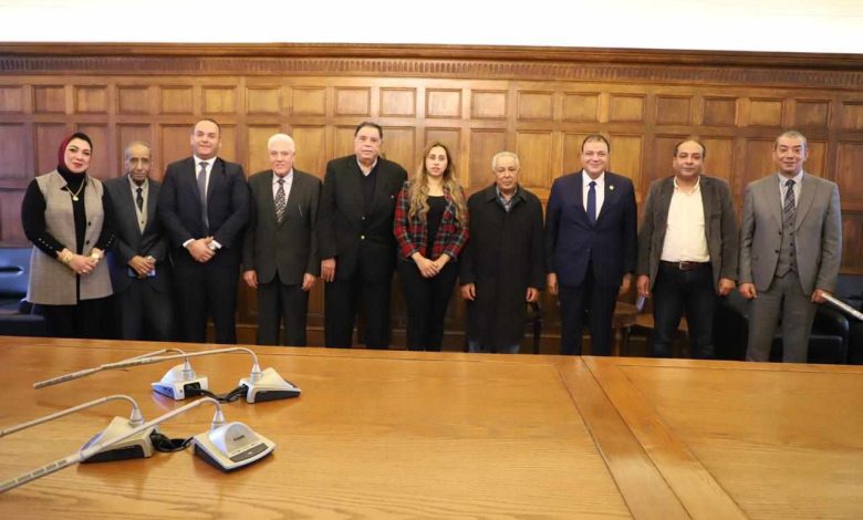 الغرفة التجارية بالإسكندرية تبحث سبل التعاون مع غرفة التجارة والصناعة بسرت الليبية
