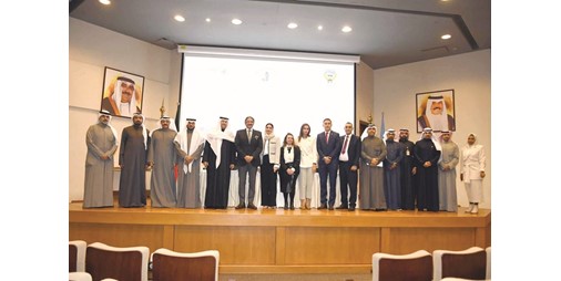 بالفيديو القلاف عضوية الكويت في حقوق الإنسان تكلل جهودها بمكافحة الاتجار بالأشخاص