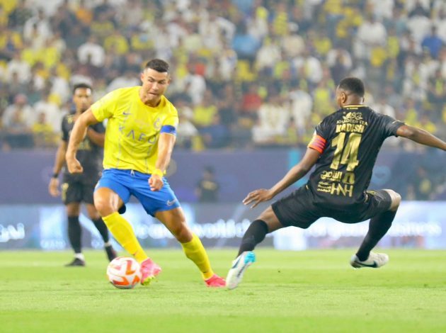 دوري روشن: النصر امام التعاون في قمة ما قبل التوقف