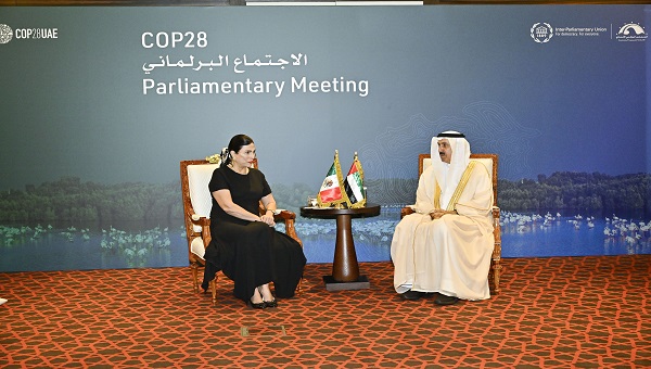 صقر غباش يبحث تعزيز العلاقات مع رئيسة مجلس النواب المكسيكي على هامش "COP28"