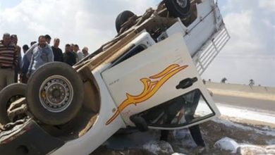 إصابة 9 أشخاص في انقلاب سيارة ربع نقل بصحراوي المنيا الغربي