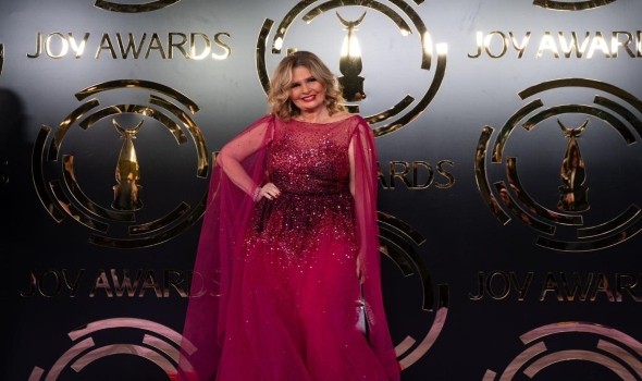 الفنانة يسرا تُعرب عن سعادتها بحفل صناع الترفيه joy awards في السعودية