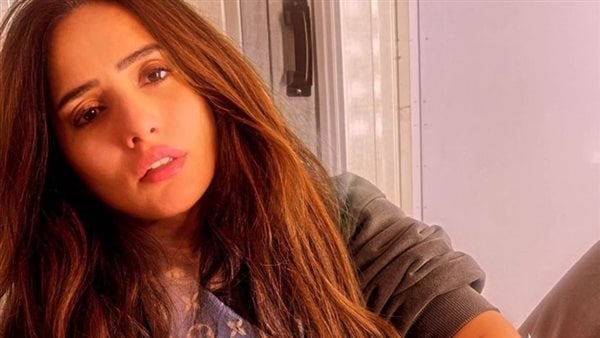زينة تقلق جمهورها بعد نجاح فيلم الإسكندراني