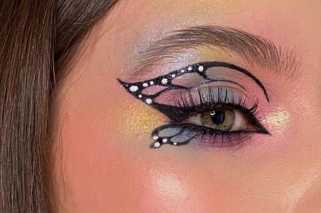 كيف تطبقين آيلاينر الفراشة مثل مؤثرات TikTok