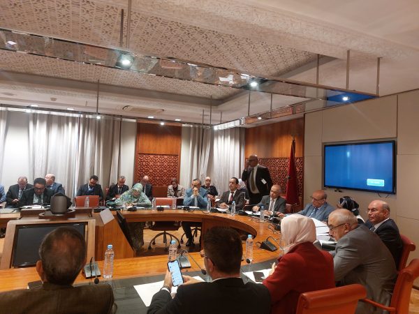 لجنة نيابية تصادق بالإجماع على منح صفة موظف لأطر الأكاديميات