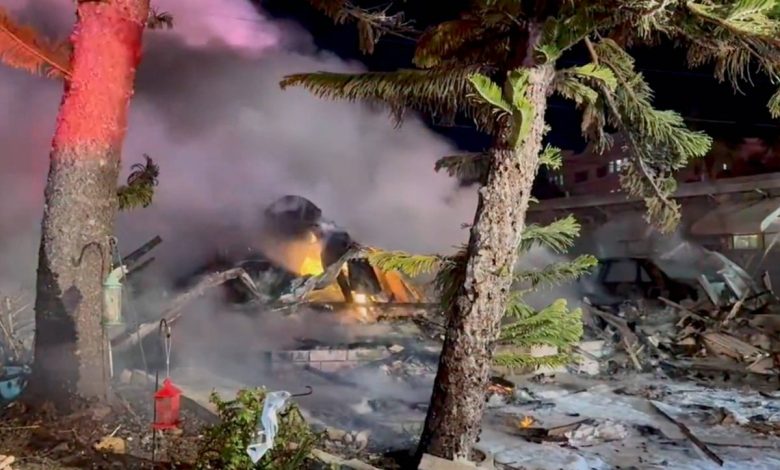 3 قتلى إثر تحطم طائرة في مجمع سكني بولاية فلوريدا الأميركية