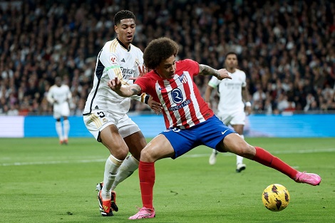 أتليتكو مدريد يحقق تعادلا مثيرا أمام الريال في الدوري الإسباني