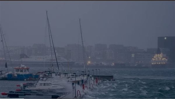 النرويج تئنّ تحت وطأة أقوى عاصفة تشهدها البلاد منذ أكثر من 30 عامًا