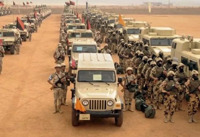 رويترز: مصر تكثف الأمن على حدودها مع اقتراب الهجوم الإسرائيلي من رفح
