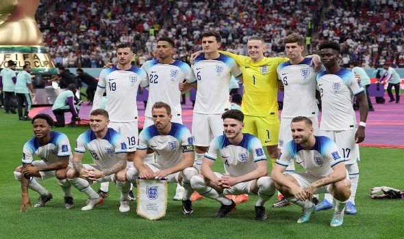 انتصر المنتخب الإنجليزي على نظيره الهولندي بنتيجة 21، في نصف نهائي كأس أوروبا