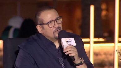 هشام عباس: أبلغت عادل إمام برغبتي في عمل مسرحي.. ولا أعرف سبب عدم توفيقي بالتمثيل