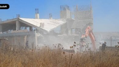الاحتلال يهدم مبنى بمساحة 3500 متر بالقدس