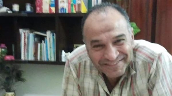 دكتور عادل السيد.. طبيب الغلابة بقرية شكشكوك