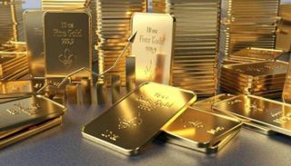 سعر الذهب يرتفع بشكل قياسي بدعم من هبوط الدولار