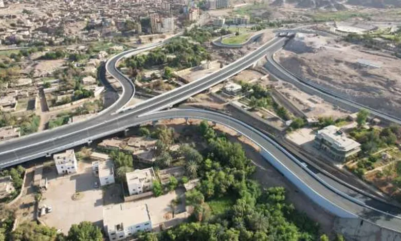صحفي بـ«الوطن»: محور بديل خزان أسوان يساهم في خلق مناطق تنموية غرب النيل