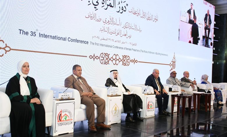 عضو مجمع البحوث الإسلامية: المرأة تقوم بأدوار خطيرة وجليلة.. وحياة البشر لا تستقيم بدونها