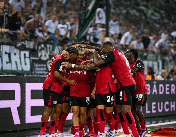 ليفركوزن يقتنص فوزا ثمينا أمام مونشنجلادباخ في الدوري الألماني