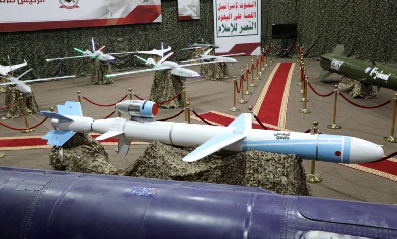 مسيرة تصيب سفينة تجارية جنوب غربي الحديدة باليمن