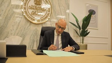 وزير التعليم يعتمد نتيجة امتحانات الثانوية العامة