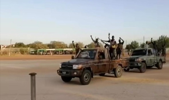 "قوات الدعم السريع" تشنّ غارات جوية وتقتل العشرات من ضباط الجيش السوداني في الفاشر