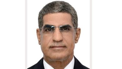 السفير العدواني: العلاقات مع روسيا تشهد تطورا في المجالين الثقافي والفني